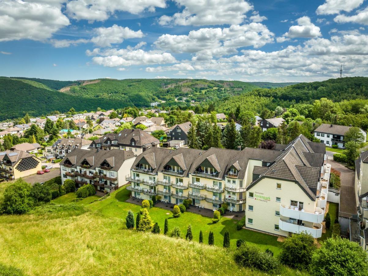 Готель Gemunder Ferienpark Salzberg Шляйден Екстер'єр фото